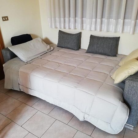 Ginger'S House Malpensa Apartment Cardano Al Campo Exterior photo